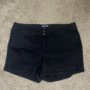 LANE BRYANT High Rise Black Denim Shorts